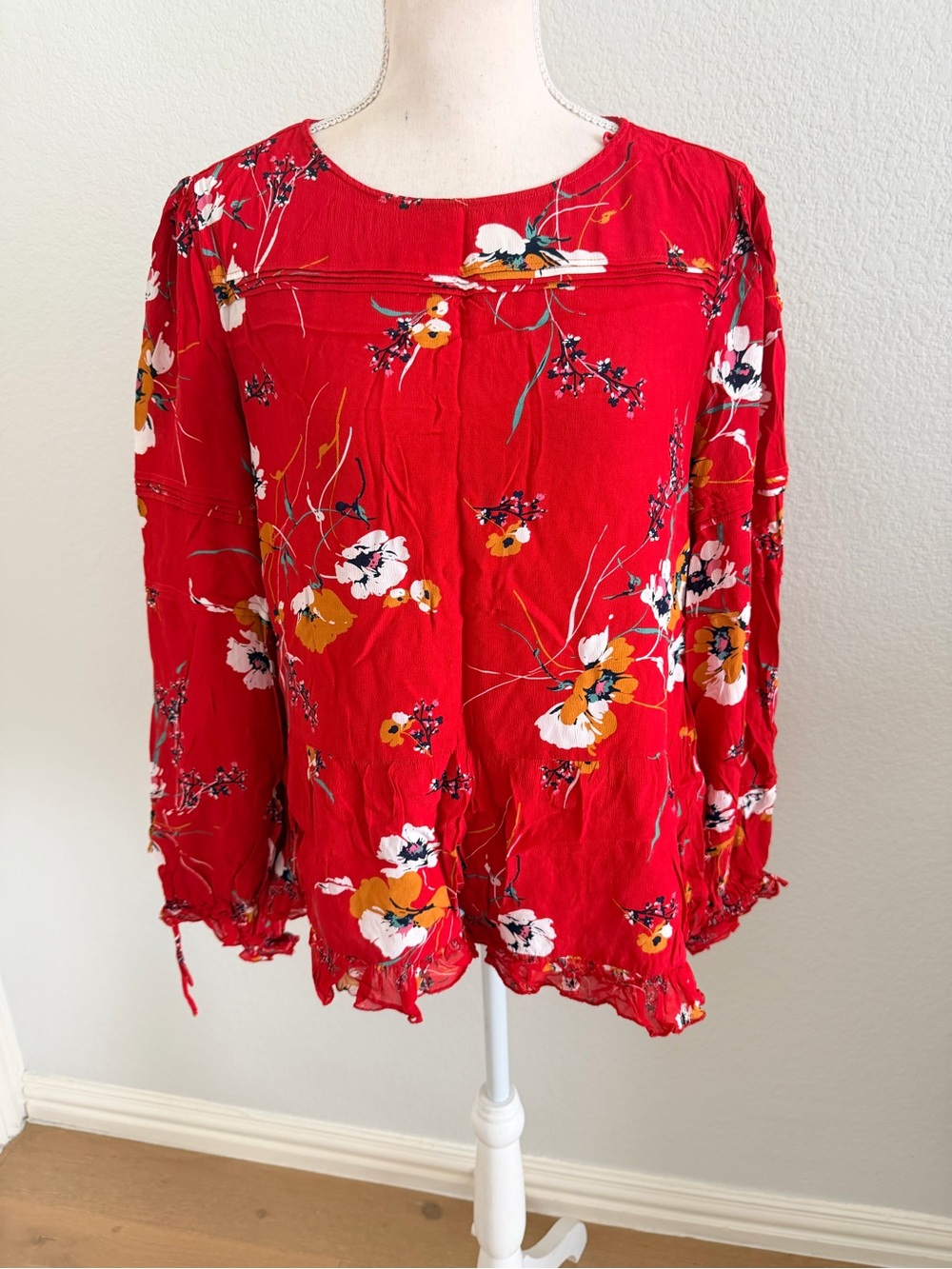 Red Floral Long-Sleeve Women's Blouse